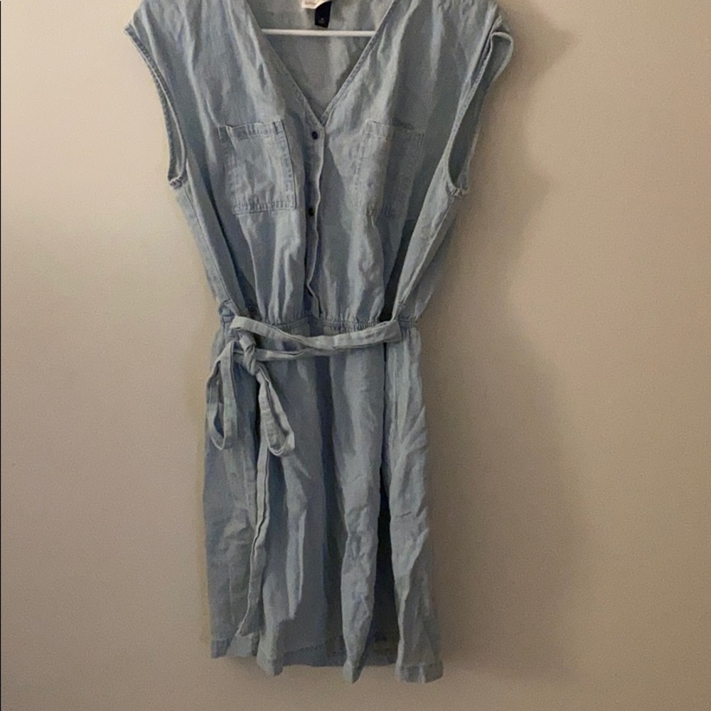 “❣️3 for $10❣️ Jean” dress with tie Size M